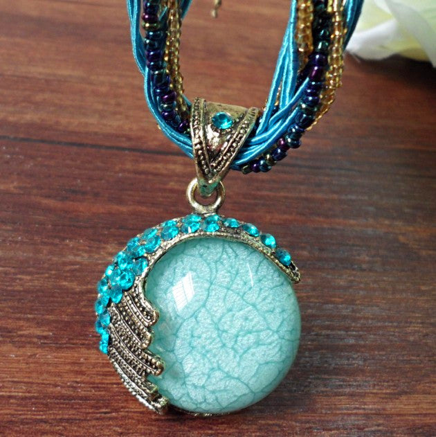Vintage Turquoise Rhinestone Necklace